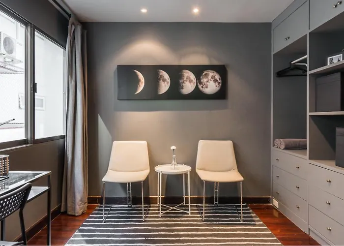 Laid Back Living In A Retro Chic Retreat *